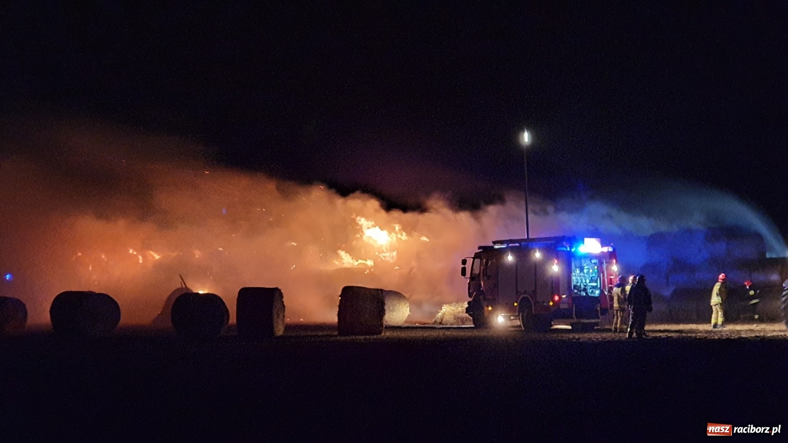 Zdjęcie w galerii na portalu naszraciborz.pl: Wielki nocny pożar w Raciborzu-Ocicach [FOTO] wiadomości z regionu