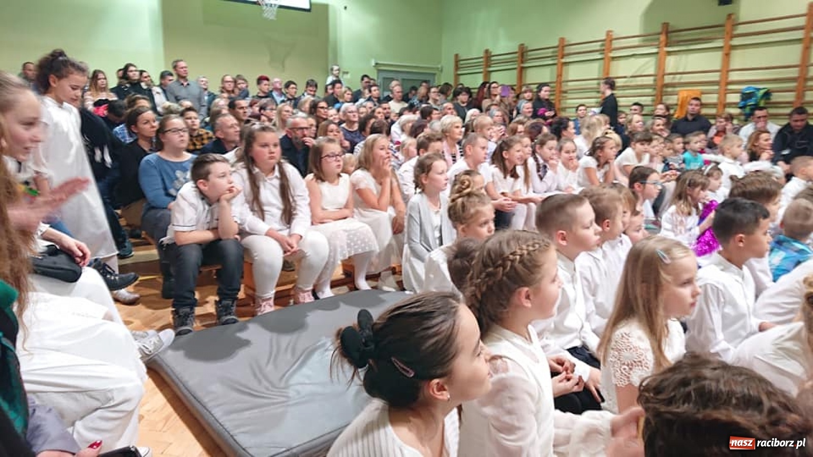 Zdjęcie w galerii na portalu naszraciborz.pl: Brzeskie jasełka z Małym Księciem  wiadomości z regionu