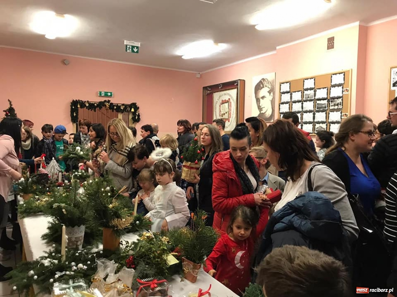 Zdjęcie w galerii na portalu naszraciborz.pl: Brzeskie jasełka z Małym Księciem  wiadomości z regionu