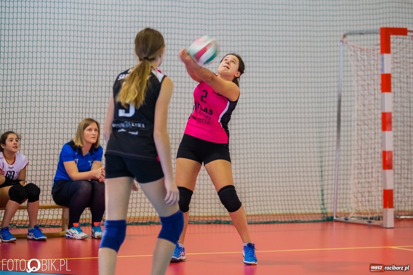 Zdjęcie w galerii na portalu naszraciborz.pl: Turniej Piłki Siatkowej Dziewcząt w Krzanowicach wiadomości z regionu