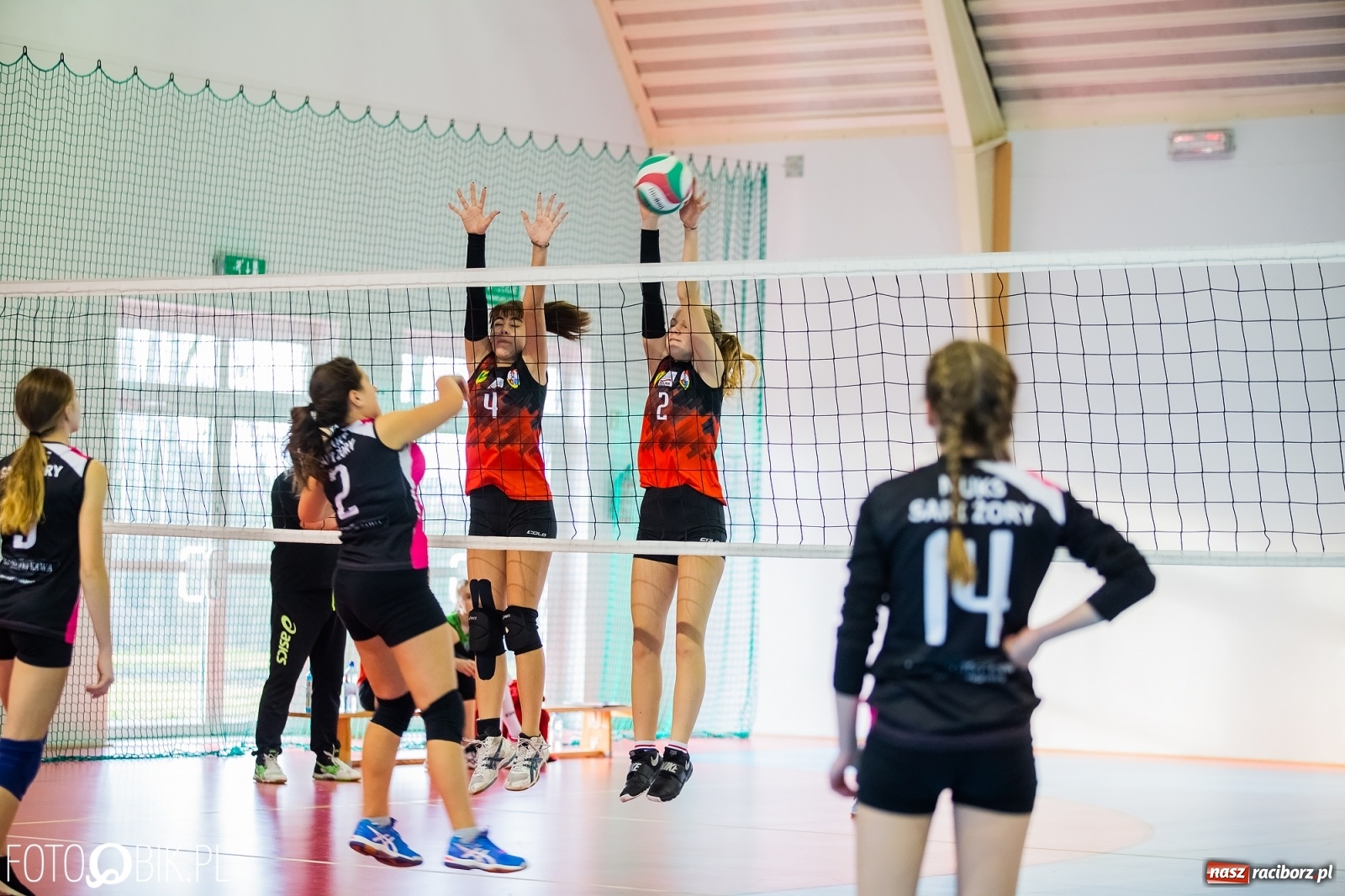 Zdjęcie w galerii na portalu naszraciborz.pl: Turniej Piłki Siatkowej Dziewcząt w Krzanowicach wiadomości z regionu