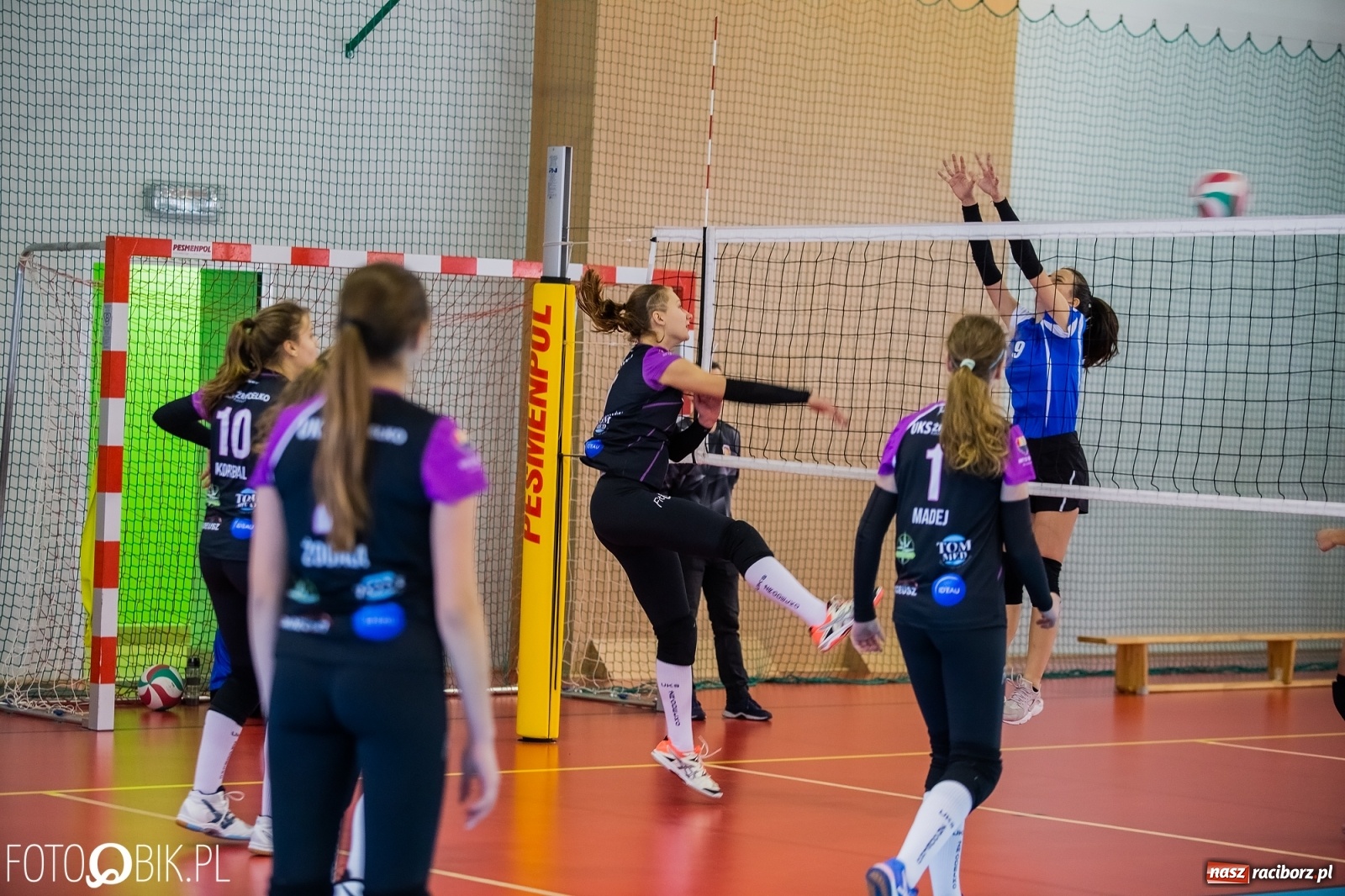 Zdjęcie w galerii na portalu naszraciborz.pl: Turniej Piłki Siatkowej Dziewcząt w Krzanowicach wiadomości z regionu