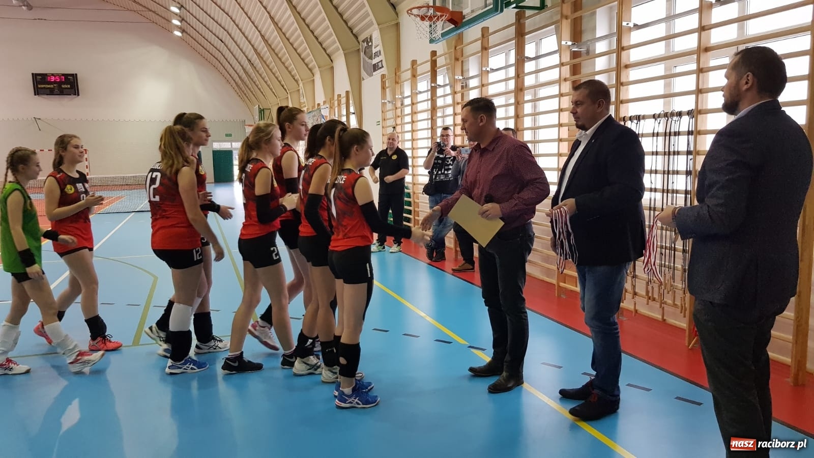 Zdjęcie w galerii na portalu naszraciborz.pl: Turniej Piłki Siatkowej Dziewcząt w Krzanowicach wiadomości z regionu