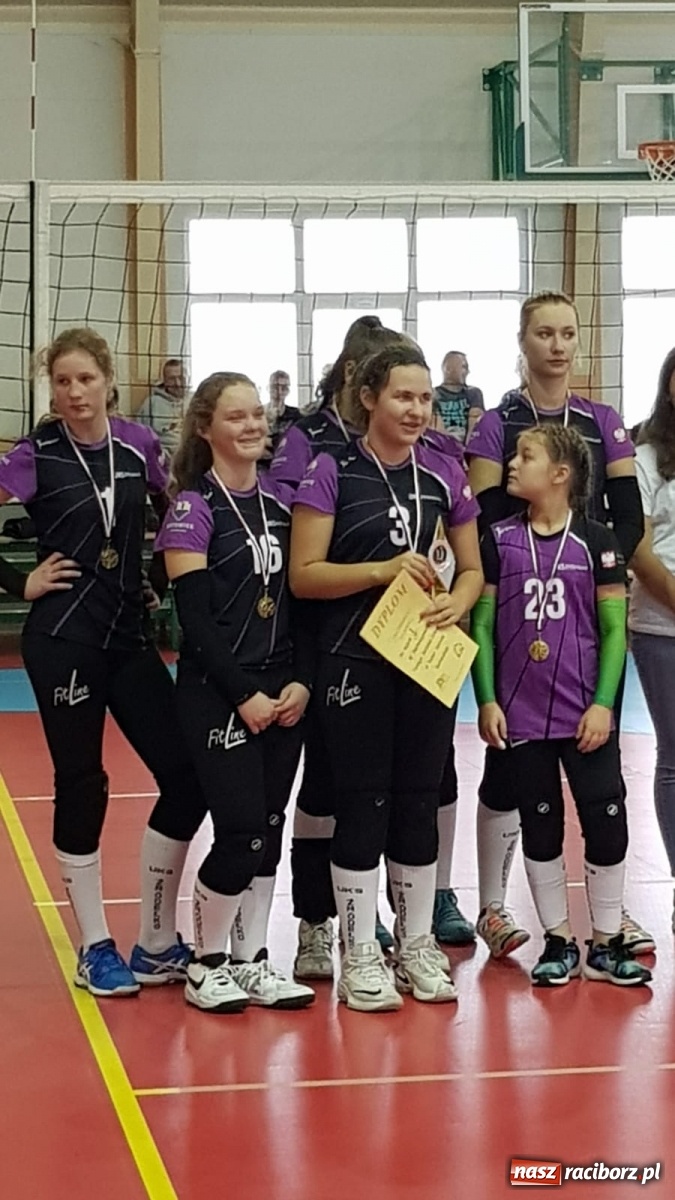 Zdjęcie w galerii na portalu naszraciborz.pl: Turniej Piłki Siatkowej Dziewcząt w Krzanowicach wiadomości z regionu