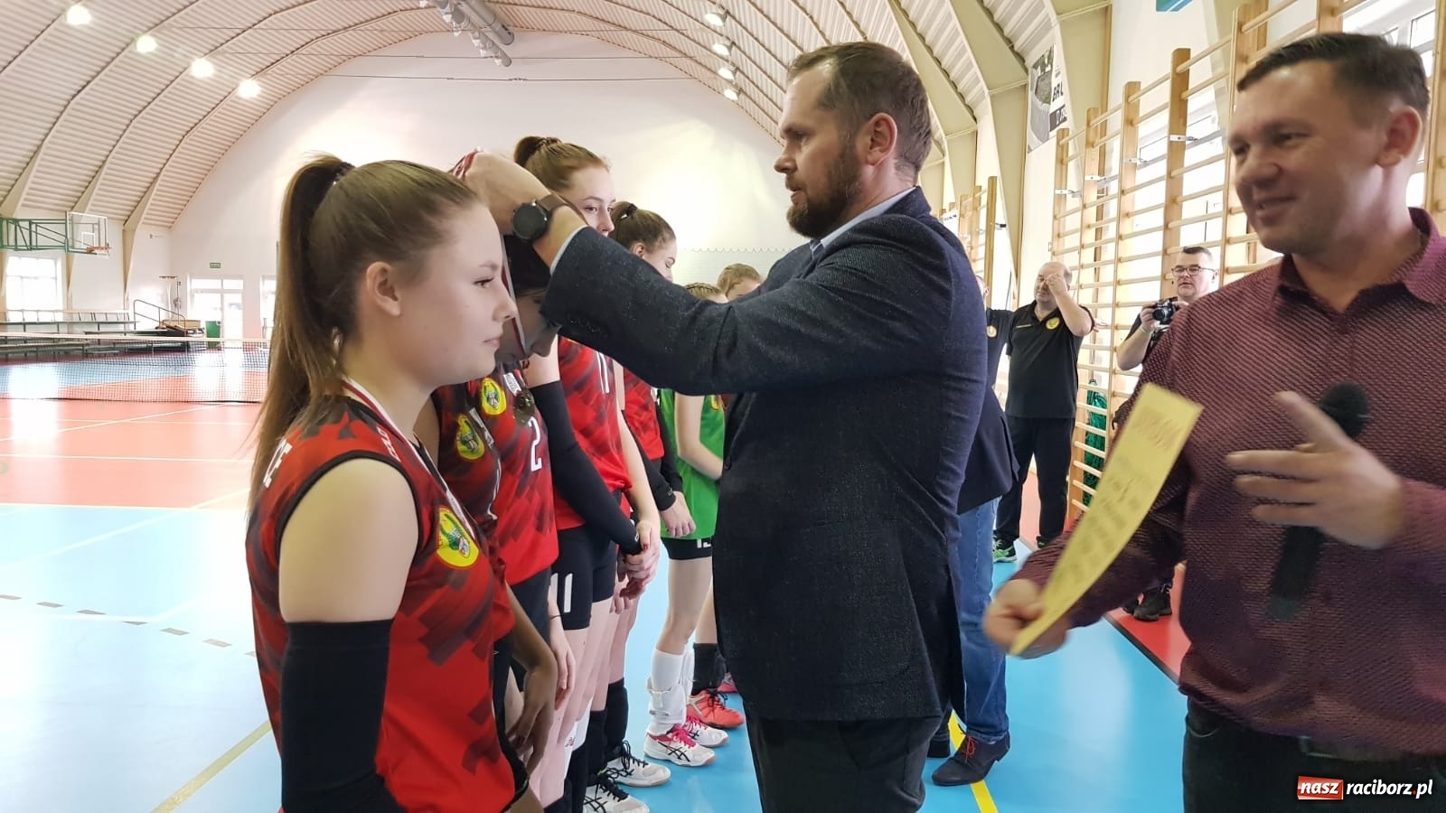 Zdjęcie w galerii na portalu naszraciborz.pl: Turniej Piłki Siatkowej Dziewcząt w Krzanowicach wiadomości z regionu