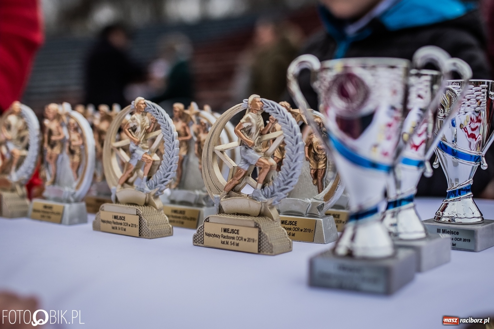 Zdjęcie w galerii na portalu naszraciborz.pl: Bieg przeszkodowy OCR dla dzieci na stadionie miejskim w Raciborzu wiadomości z regionu