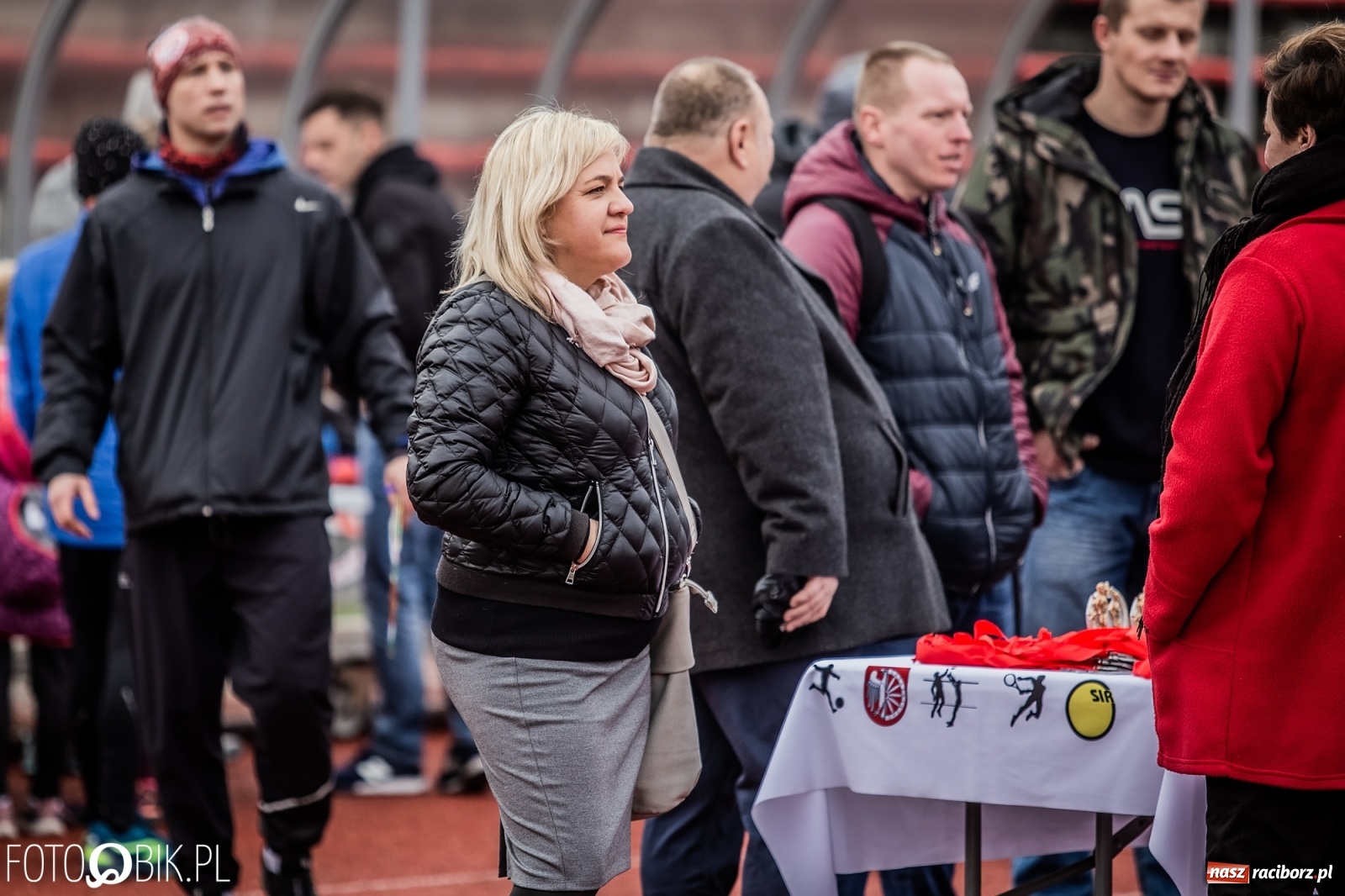 Zdjęcie w galerii na portalu naszraciborz.pl: Bieg przeszkodowy OCR dla dzieci na stadionie miejskim w Raciborzu wiadomości z regionu