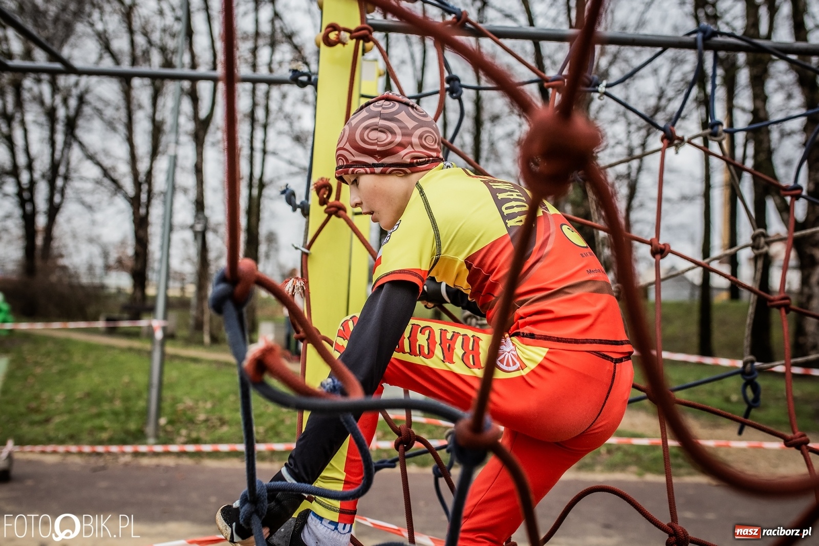 Zdjęcie w galerii na portalu naszraciborz.pl: Bieg przeszkodowy OCR dla dzieci na stadionie miejskim w Raciborzu wiadomości z regionu