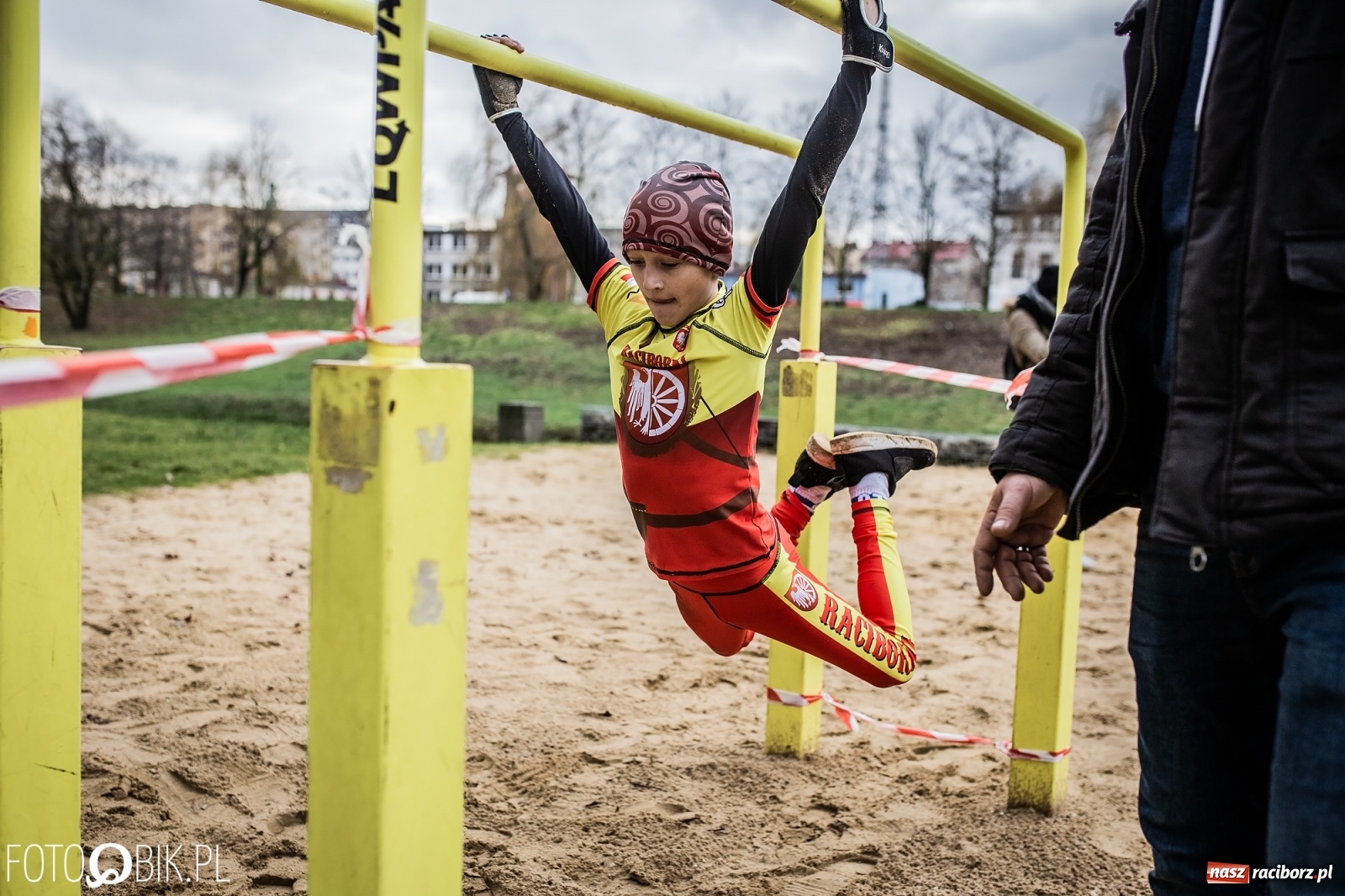 Zdjęcie w galerii na portalu naszraciborz.pl: Bieg przeszkodowy OCR dla dzieci na stadionie miejskim w Raciborzu wiadomości z regionu