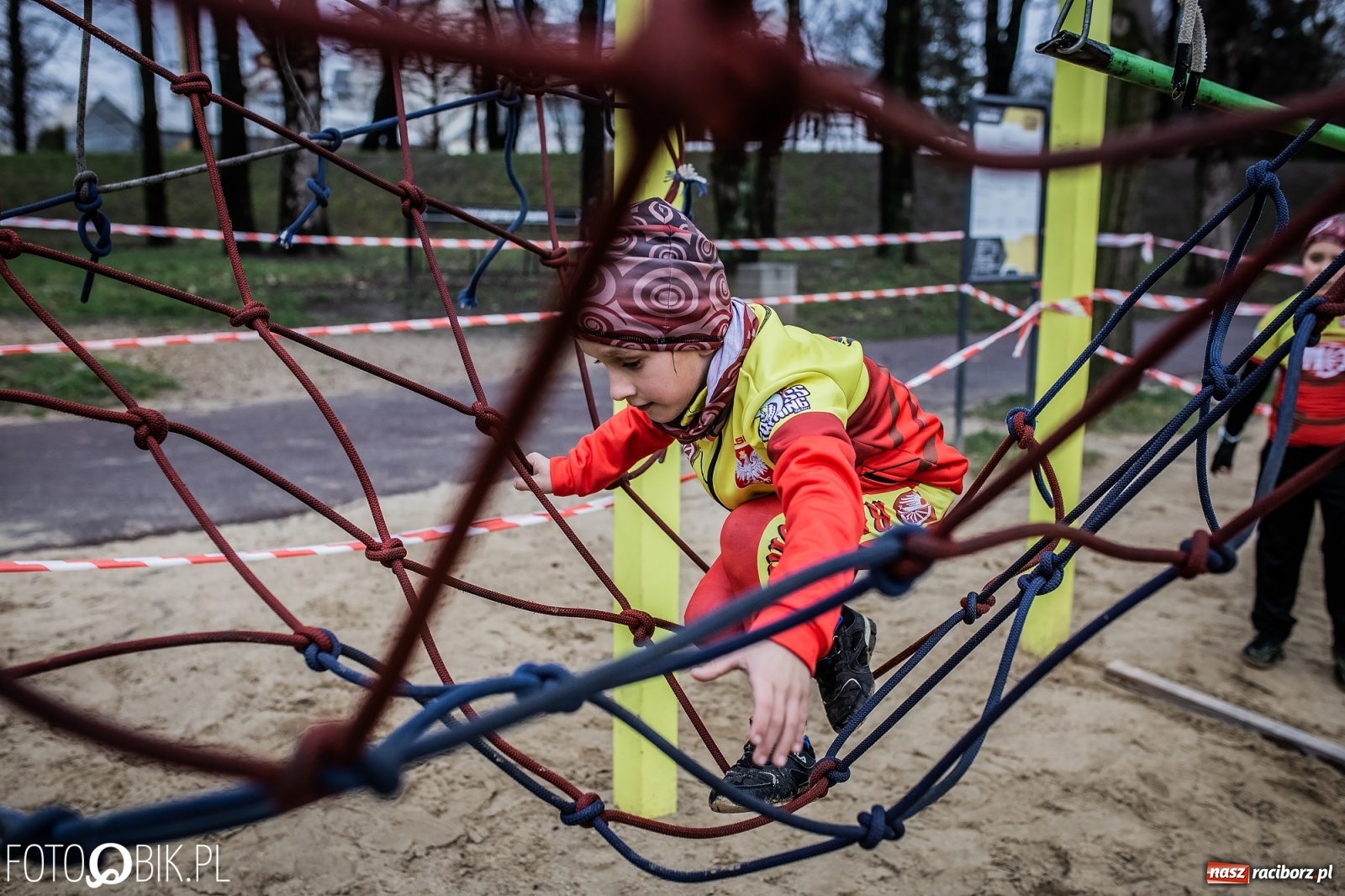 Zdjęcie w galerii na portalu naszraciborz.pl: Bieg przeszkodowy OCR dla dzieci na stadionie miejskim w Raciborzu wiadomości z regionu