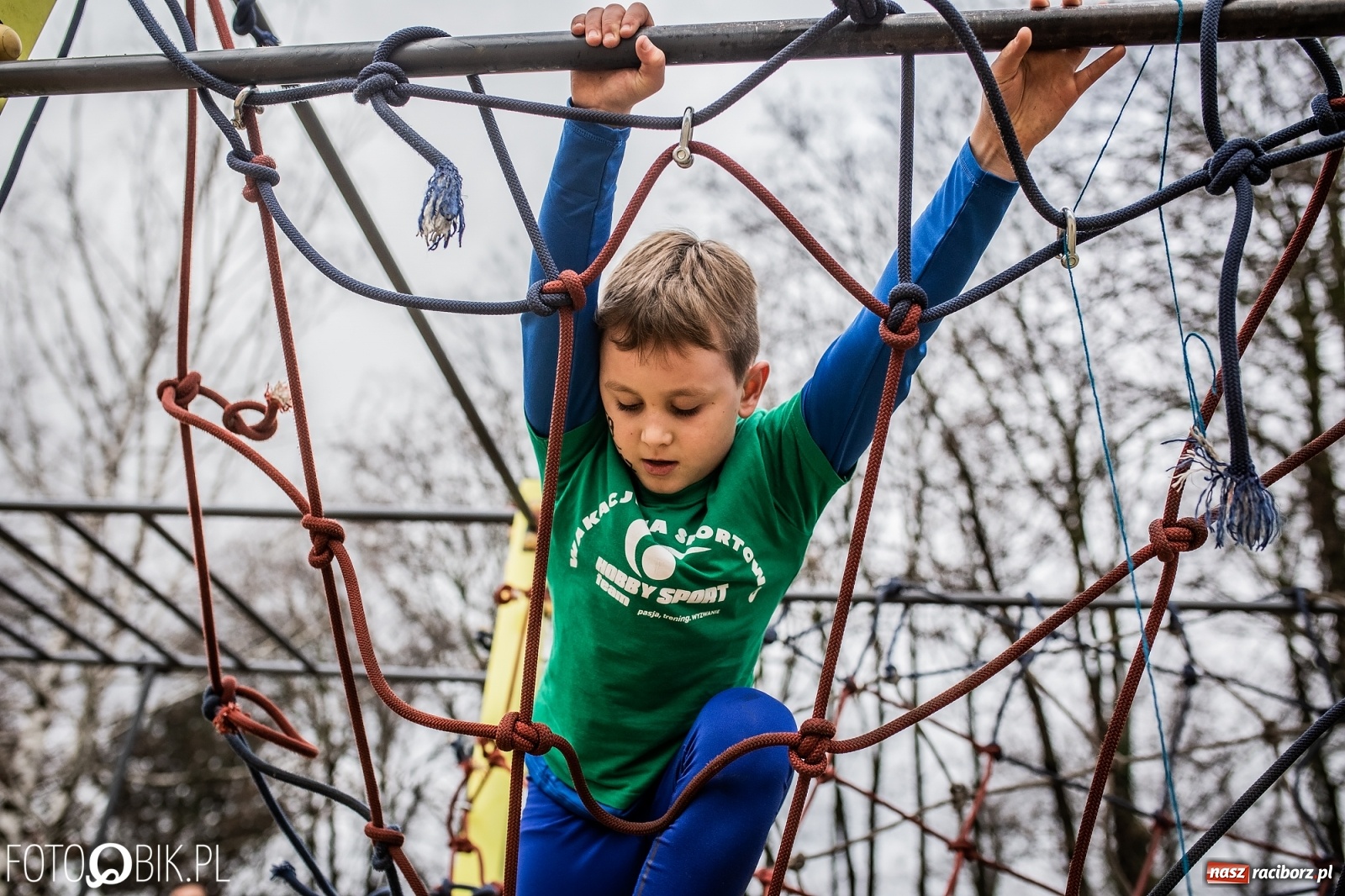 Zdjęcie w galerii na portalu naszraciborz.pl: Bieg przeszkodowy OCR dla dzieci na stadionie miejskim w Raciborzu wiadomości z regionu