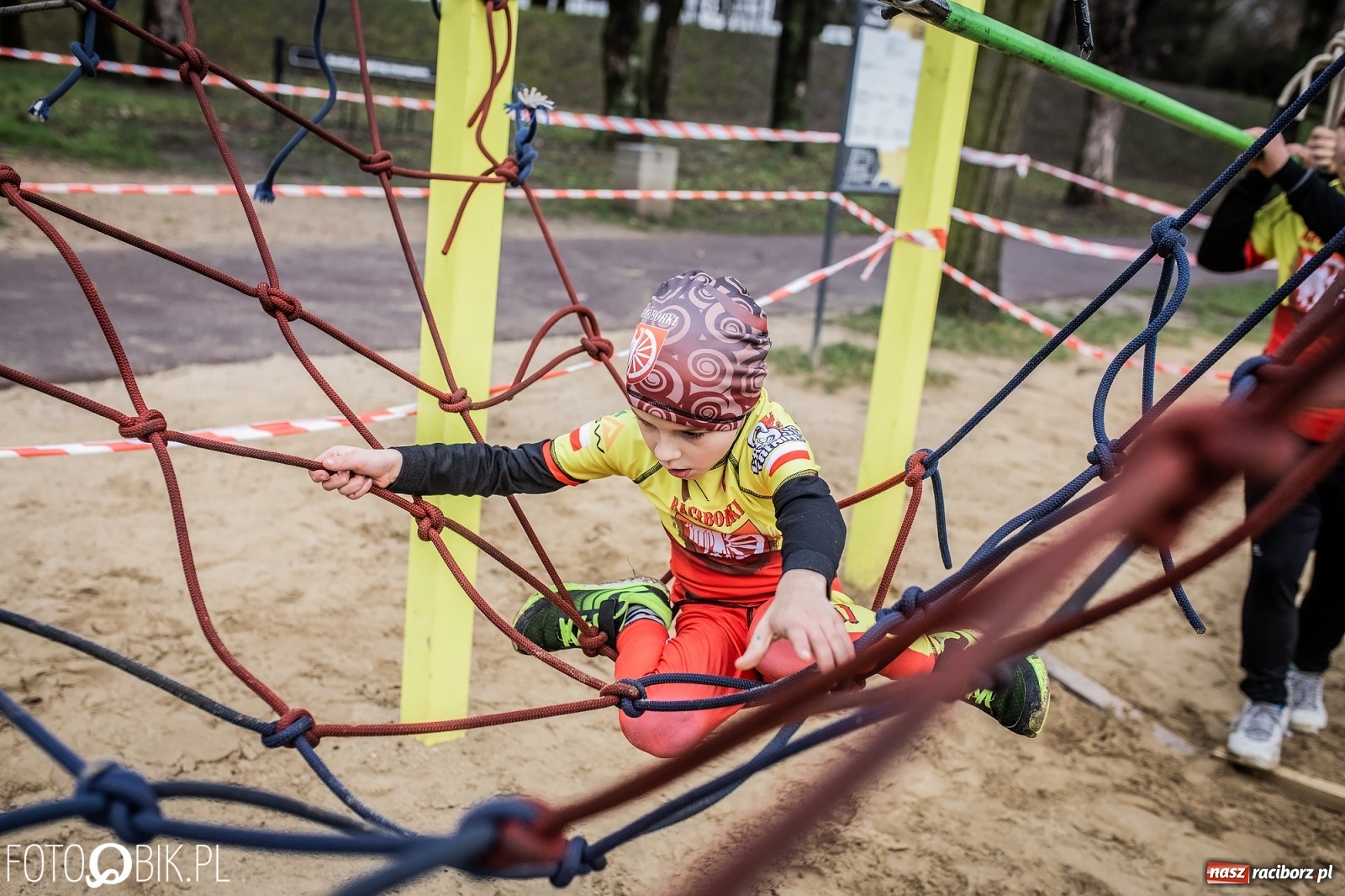 Zdjęcie w galerii na portalu naszraciborz.pl: Bieg przeszkodowy OCR dla dzieci na stadionie miejskim w Raciborzu wiadomości z regionu