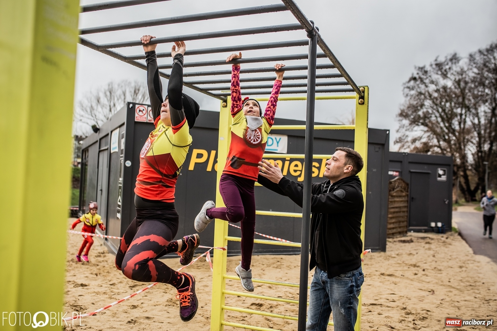 Zdjęcie w galerii na portalu naszraciborz.pl: Bieg przeszkodowy OCR dla dzieci na stadionie miejskim w Raciborzu wiadomości z regionu