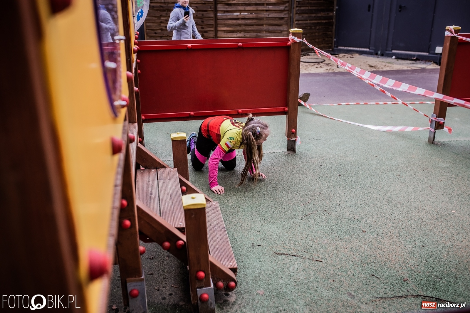 Zdjęcie w galerii na portalu naszraciborz.pl: Bieg przeszkodowy OCR dla dzieci na stadionie miejskim w Raciborzu wiadomości z regionu