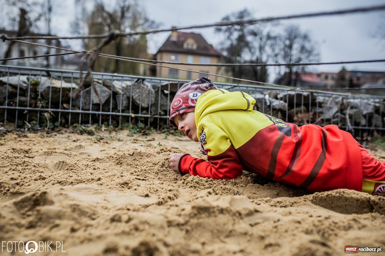 Zdjęcie w galerii na portalu naszraciborz.pl: Bieg przeszkodowy OCR dla dzieci na stadionie miejskim w Raciborzu wiadomości z regionu