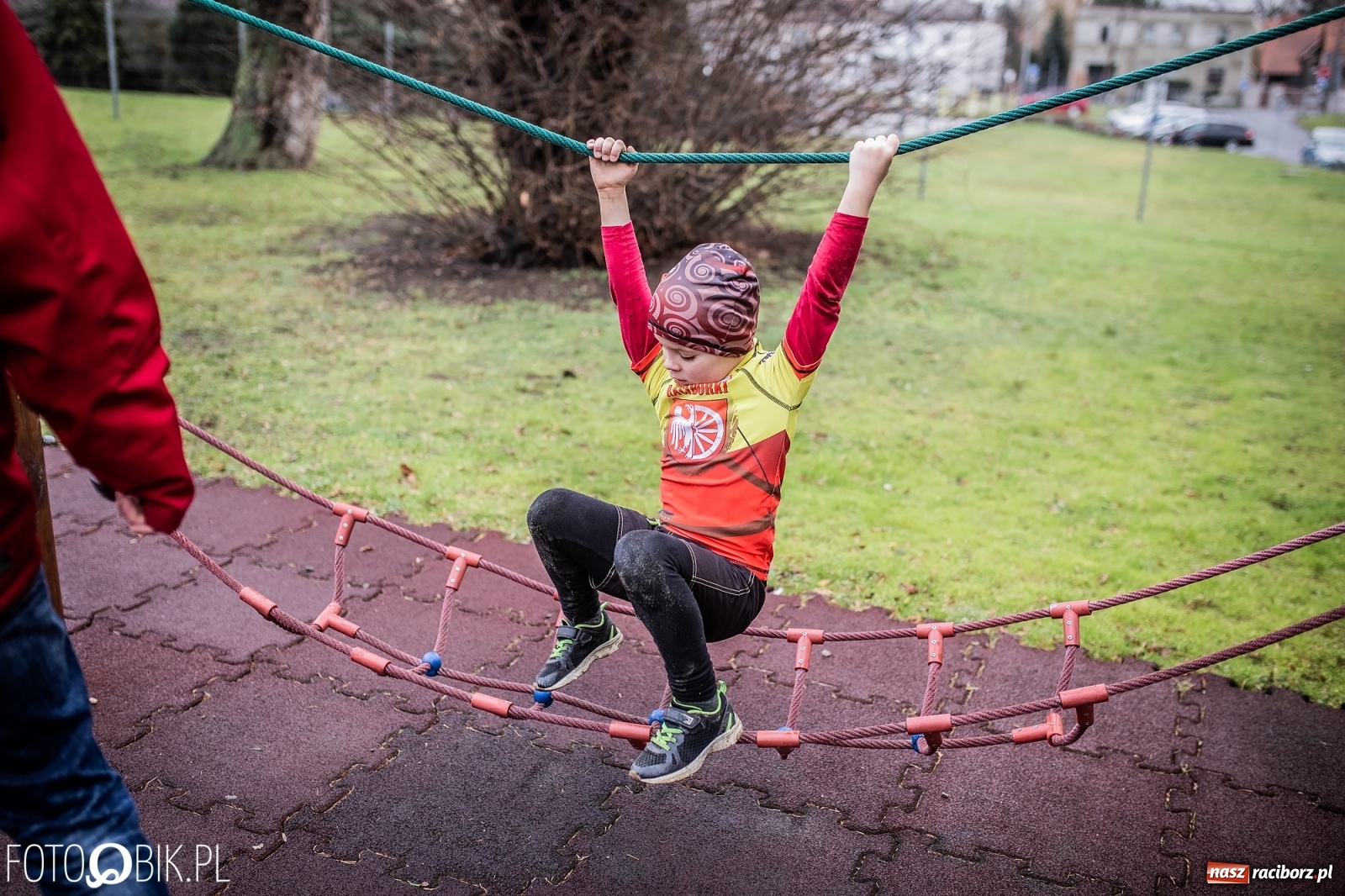 Zdjęcie w galerii na portalu naszraciborz.pl: Bieg przeszkodowy OCR dla dzieci na stadionie miejskim w Raciborzu wiadomości z regionu