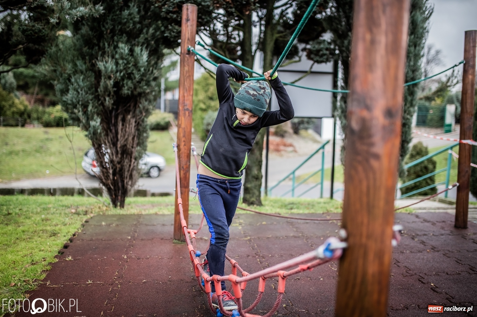 Zdjęcie w galerii na portalu naszraciborz.pl: Bieg przeszkodowy OCR dla dzieci na stadionie miejskim w Raciborzu wiadomości z regionu