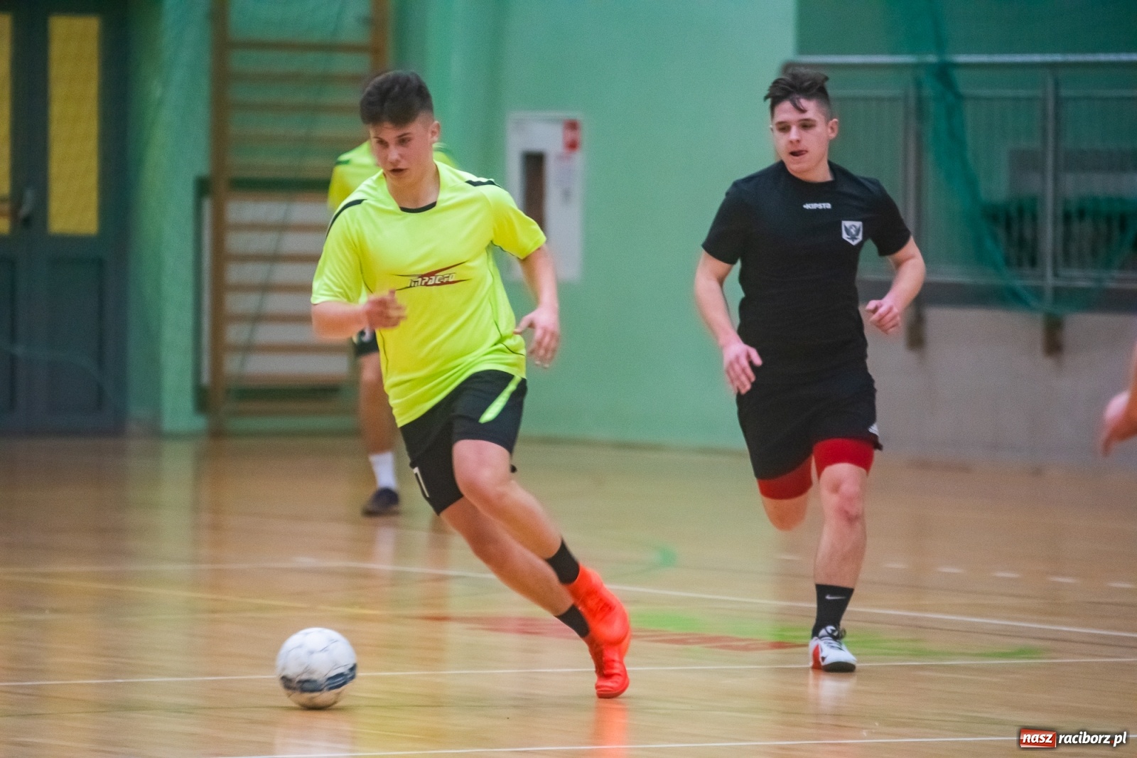 Zdjęcie w galerii na portalu naszraciborz.pl: Futsalowy maraton pełen emocji w Arenie Rafako [FOTO i WIDEO] wiadomości z regionu