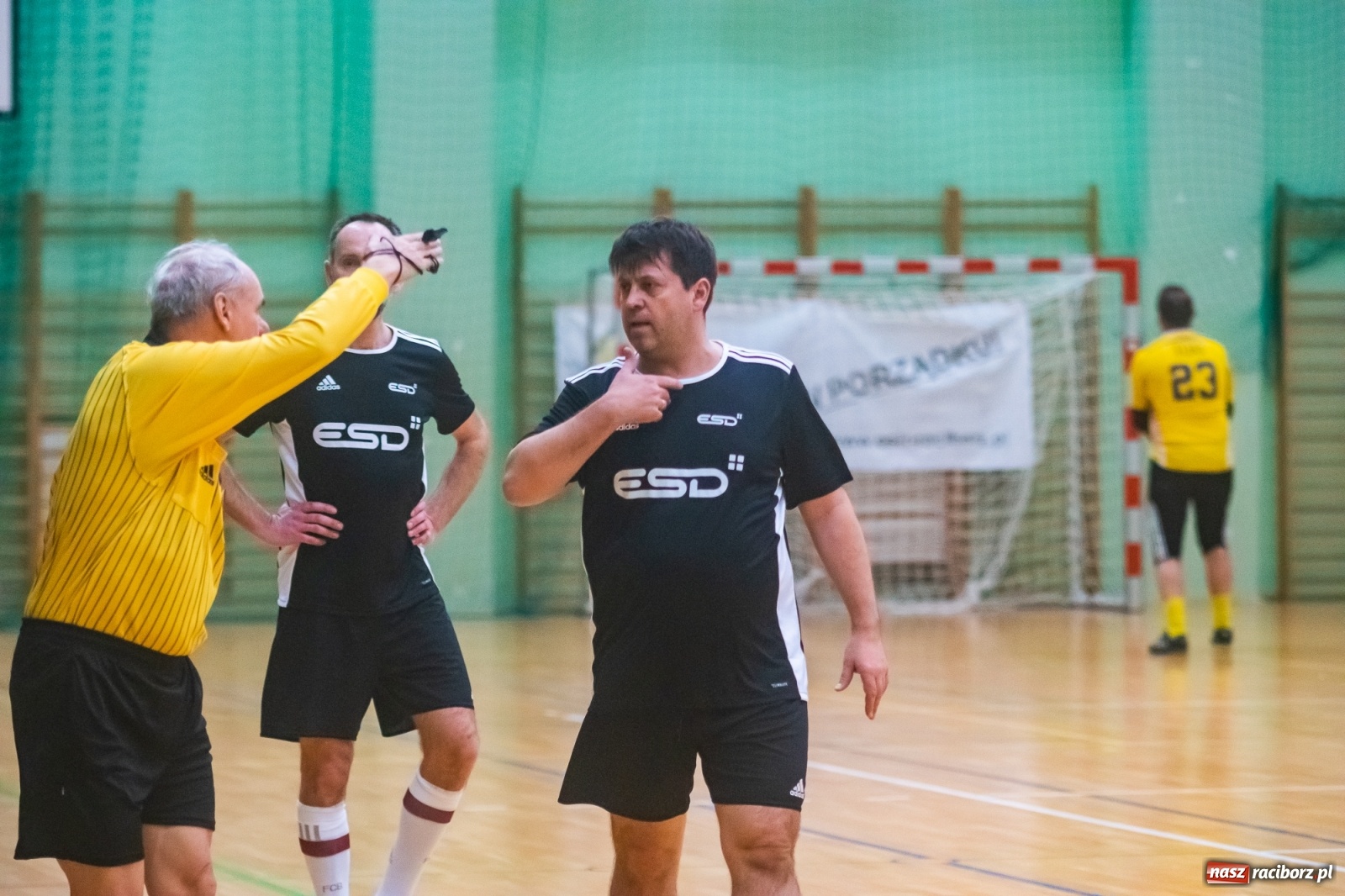 Zdjęcie w galerii na portalu naszraciborz.pl: Futsalowy maraton pełen emocji w Arenie Rafako [FOTO i WIDEO] wiadomości z regionu