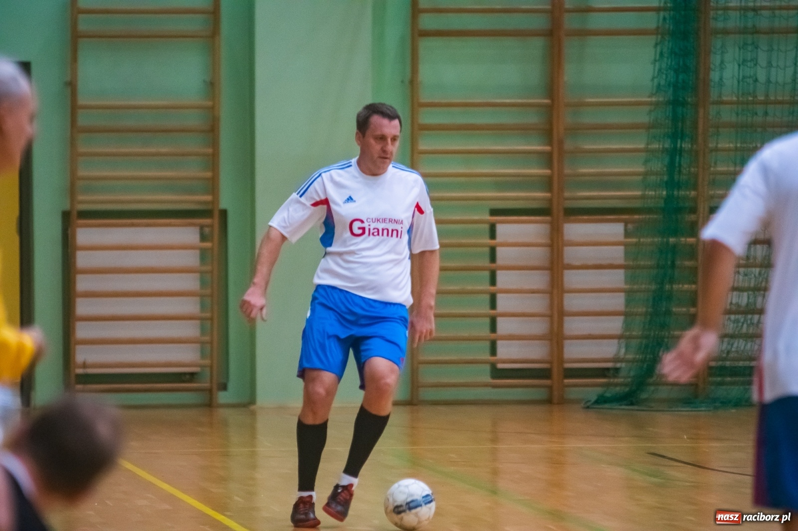 Zdjęcie w galerii na portalu naszraciborz.pl: Futsalowy maraton pełen emocji w Arenie Rafako [FOTO i WIDEO] wiadomości z regionu