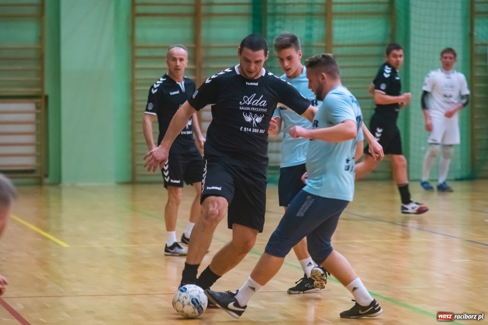 Zdjęcie w galerii na portalu naszraciborz.pl: Futsalowy maraton pełen emocji w Arenie Rafako [FOTO i WIDEO] wiadomości z regionu