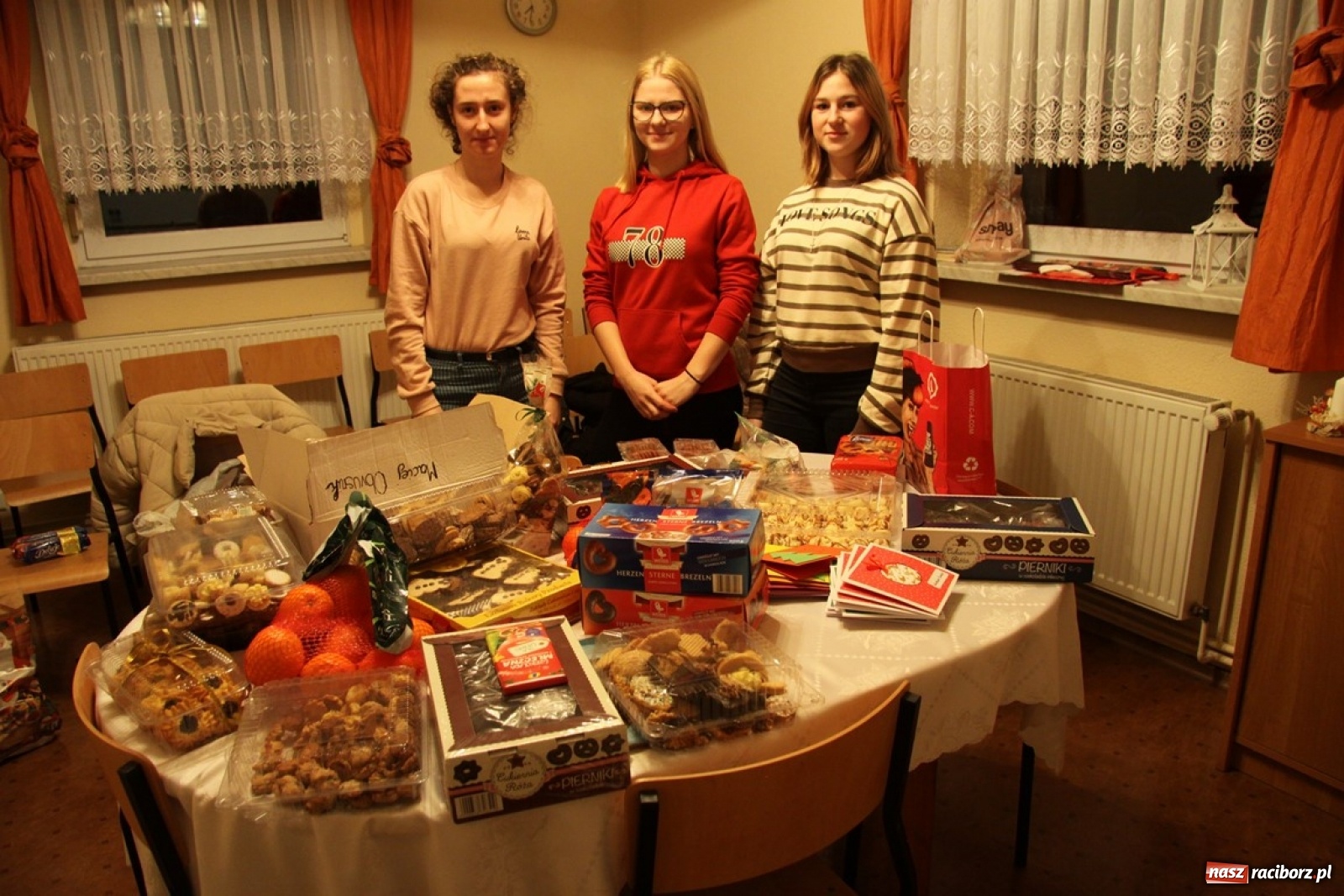 Zdjęcie w galerii na portalu naszraciborz.pl: Świąteczne odwiedziny w Sławikowie  wiadomości z regionu