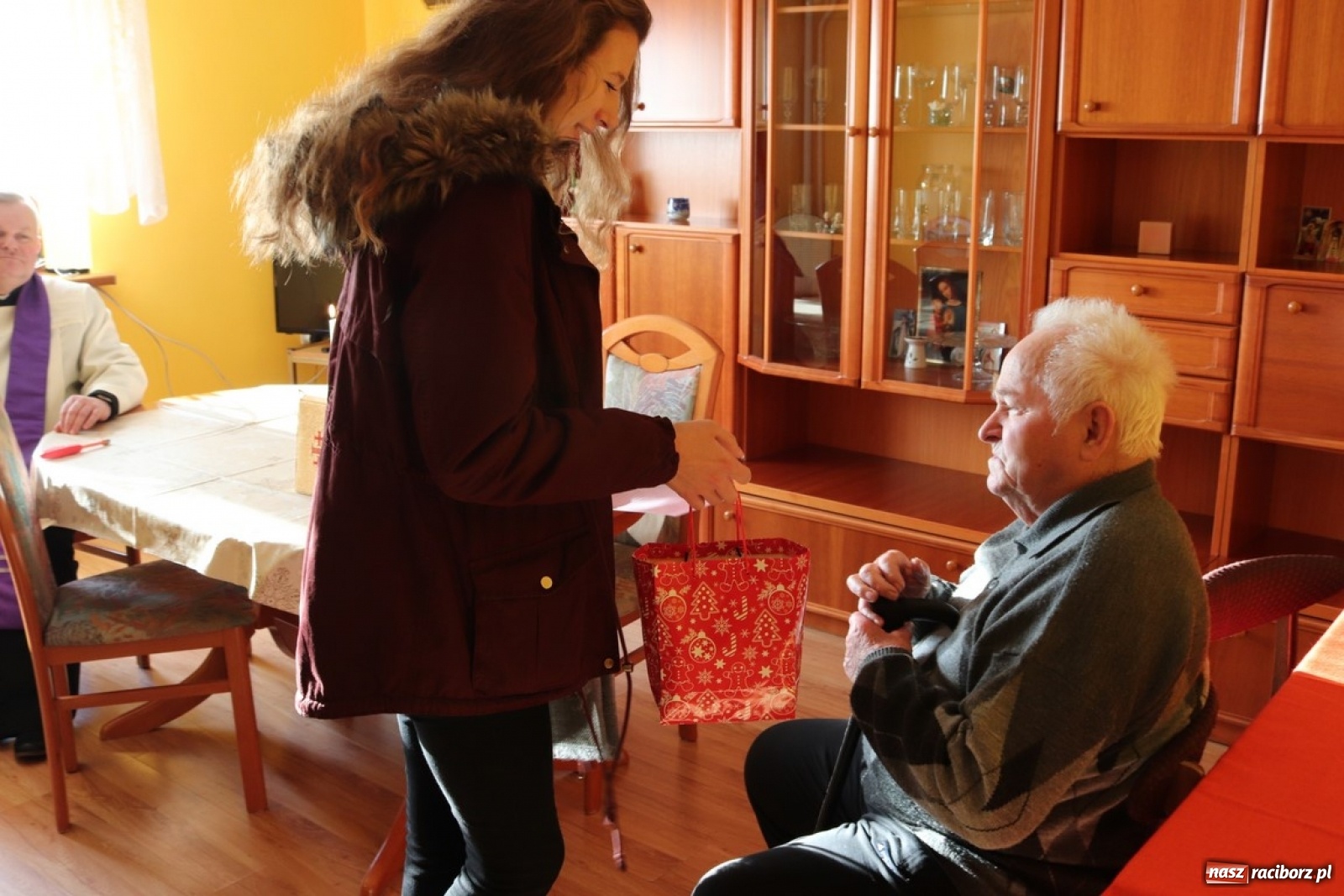 Zdjęcie w galerii na portalu naszraciborz.pl: Świąteczne odwiedziny w Sławikowie  wiadomości z regionu
