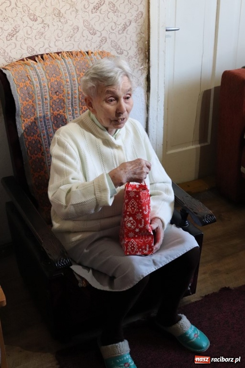 Zdjęcie w galerii na portalu naszraciborz.pl: Świąteczne odwiedziny w Sławikowie  wiadomości z regionu