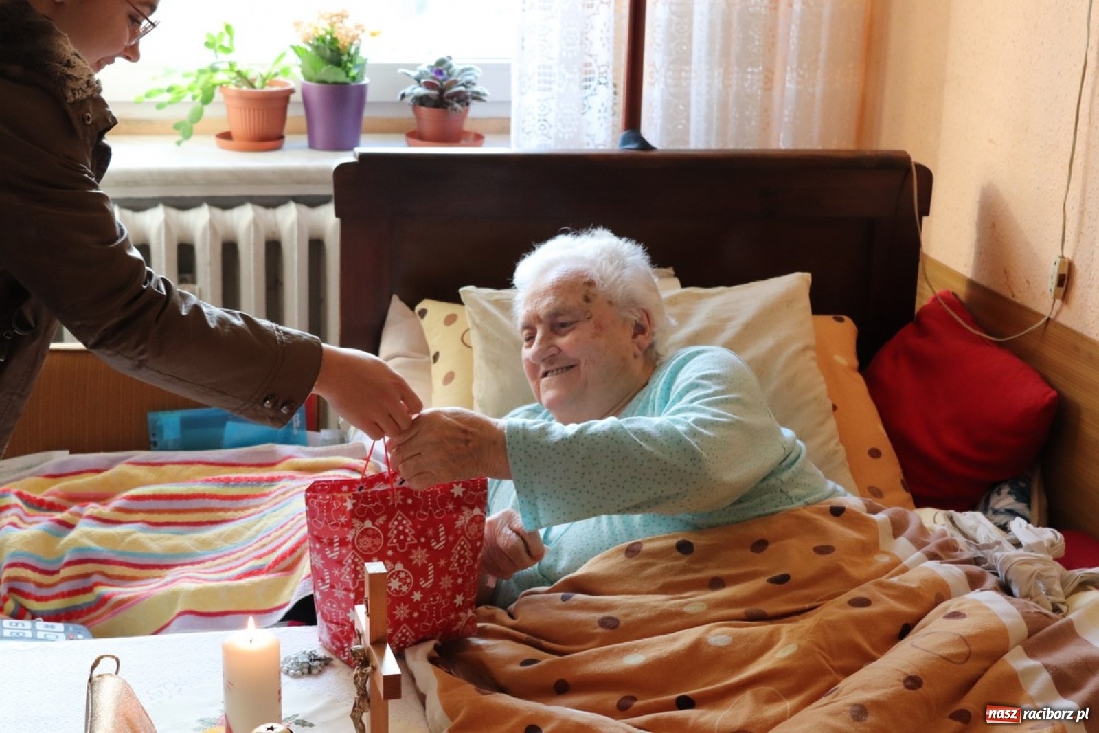 Zdjęcie w galerii na portalu naszraciborz.pl: Świąteczne odwiedziny w Sławikowie  wiadomości z regionu