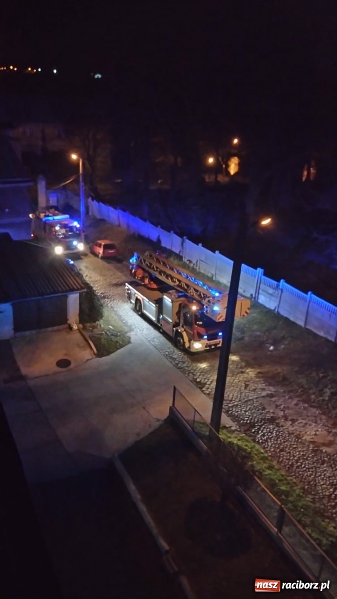 Zdjęcie w galerii na portalu naszraciborz.pl: Podtopienia, pusty kokon, złośliwy alarm i pomoc, która przyszła w porę [FOTO] wiadomości z regionu