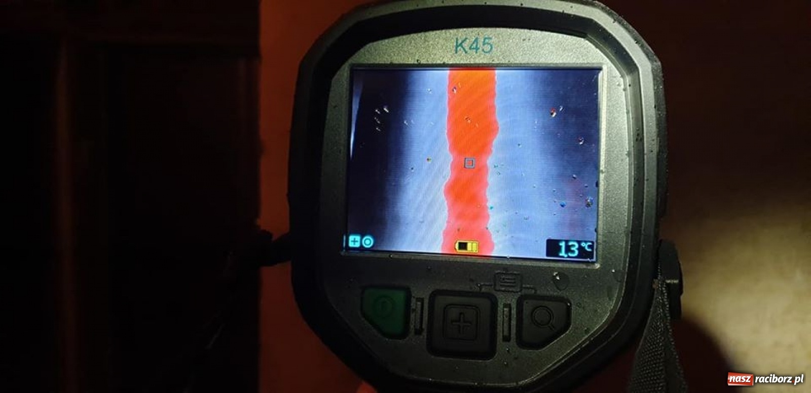 Zdjęcie w galerii na portalu naszraciborz.pl: Kobieta zatruta czadem w Krzanowicach. Powalone drzewo na Ocicach  wiadomości z regionu