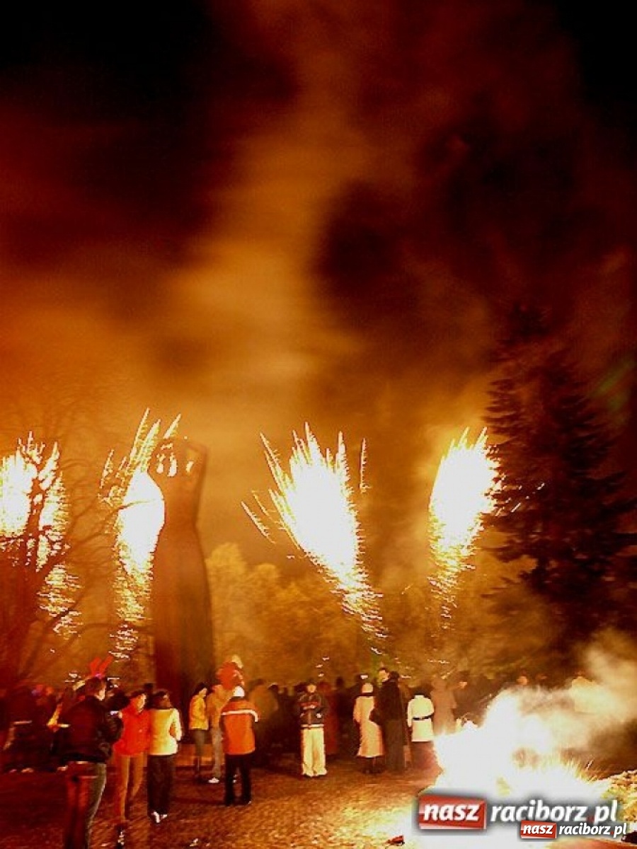 Zdjęcie w galerii na portalu naszraciborz.pl: Kolejny raciborski Sylwester bez miejskiej imprezy wiadomości z regionu