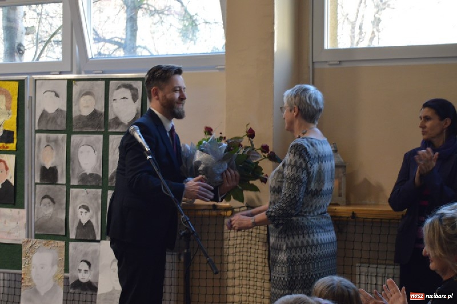 Zdjęcie w galerii na portalu naszraciborz.pl: Przed świętami wspominali księdza Stefana  wiadomości z regionu