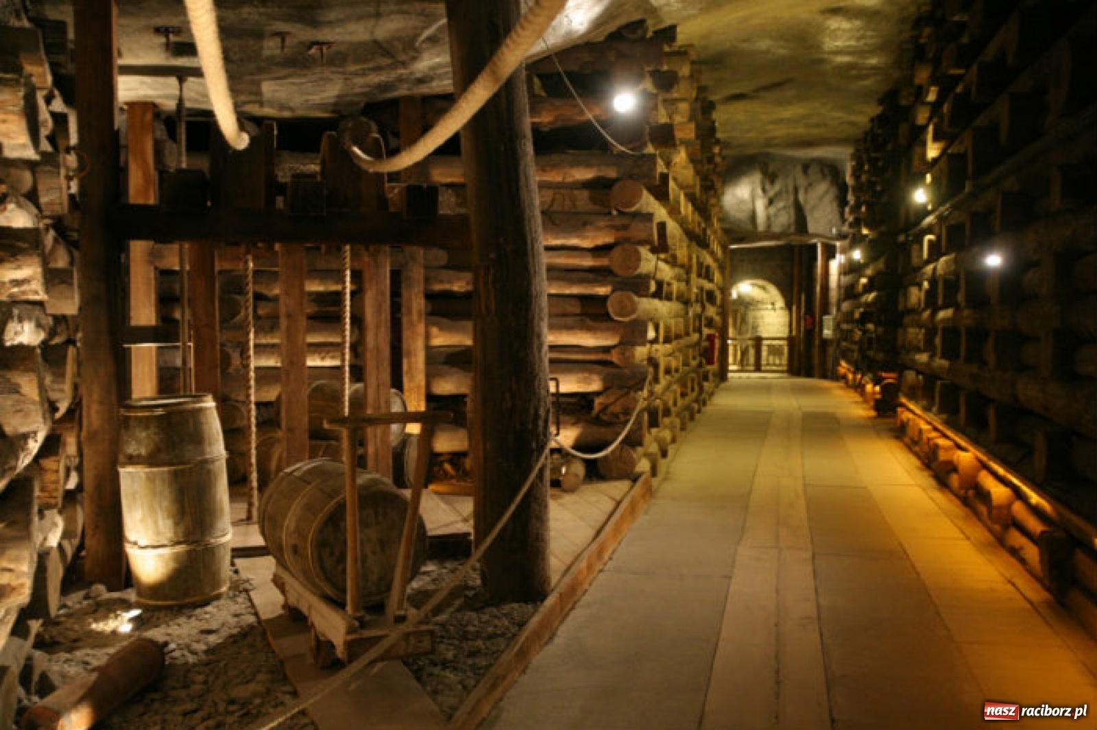 Zdjęcie w galerii na portalu naszraciborz.pl: Tyniec i Wieliczka. Orinoko zaprasza na wyprawę do skarbów ziemi krakowskiej  wiadomości z regionu