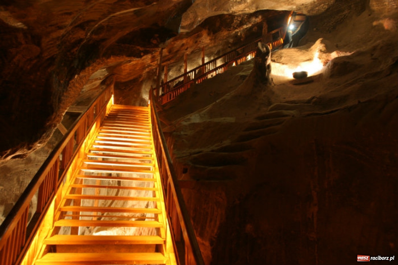 Zdjęcie w galerii na portalu naszraciborz.pl: Tyniec i Wieliczka. Orinoko zaprasza na wyprawę do skarbów ziemi krakowskiej  wiadomości z regionu