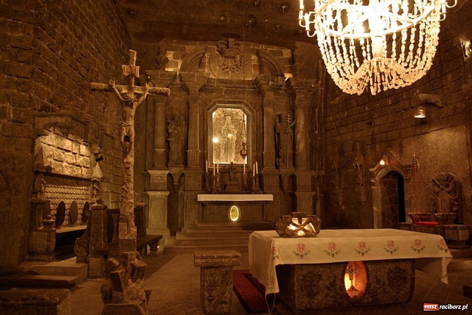 Zdjęcie w galerii na portalu naszraciborz.pl: Tyniec i Wieliczka. Orinoko zaprasza na wyprawę do skarbów ziemi krakowskiej  wiadomości z regionu