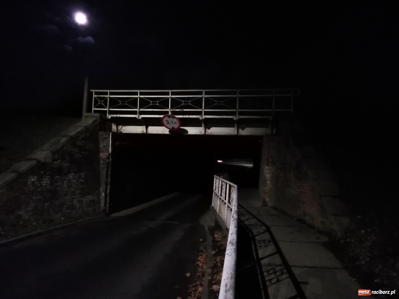 Zdjęcie w galerii na portalu naszraciborz.pl: Lepiej robić coś za cudze niż za swoje  wiadomości z regionu