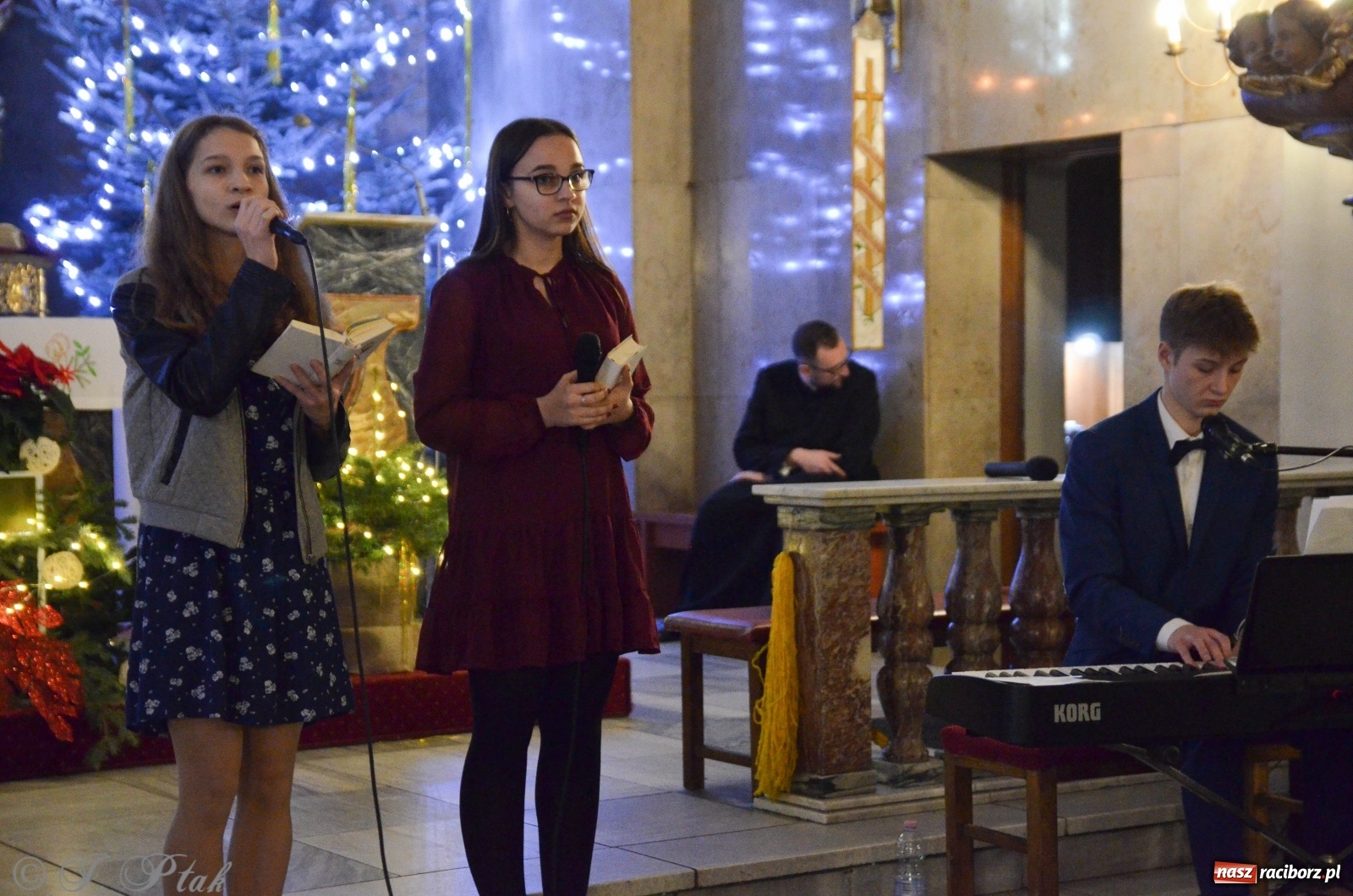 Zdjęcie w galerii na portalu naszraciborz.pl: Raciborskie kolędowanie przy Matce Bożej [FOTO i WIDEO] wiadomości z regionu