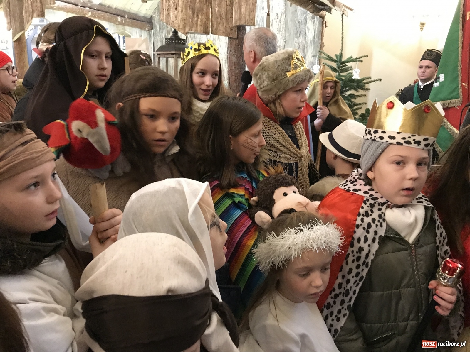 Zdjęcie w galerii na portalu naszraciborz.pl: W Brzeziu odbyło się dziś rozesłanie kolędników misyjnych  wiadomości z regionu