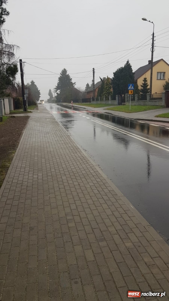 Zdjęcie w galerii na portalu naszraciborz.pl: Ulica Pamiątki w Pogrzebieniu wyremontowana  wiadomości z regionu