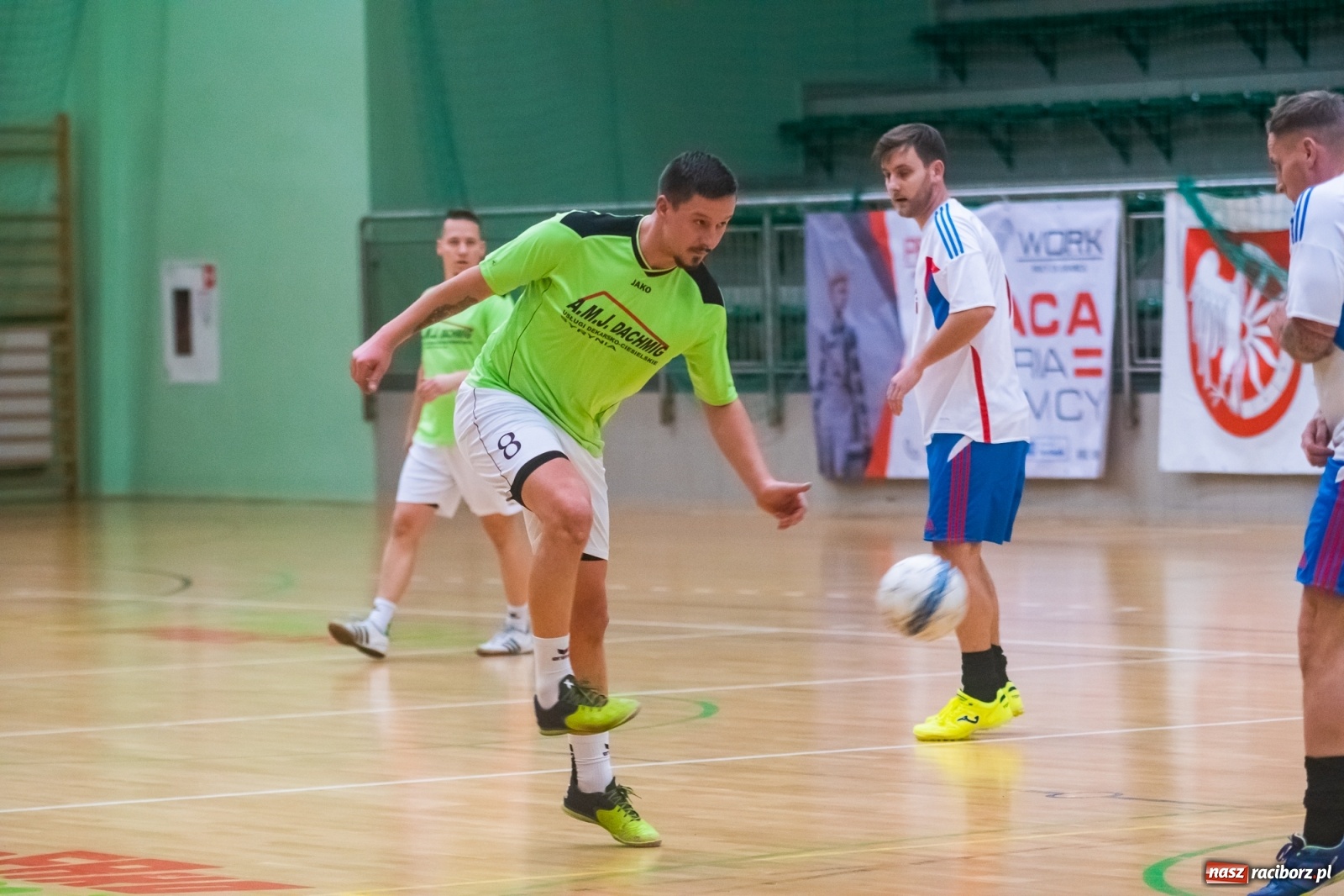 Zdjęcie w galerii na portalu naszraciborz.pl: Emocjonujący piątek w HLPN z Kolumbijczykami w składzie [FOTO i WIDEO] wiadomości z regionu