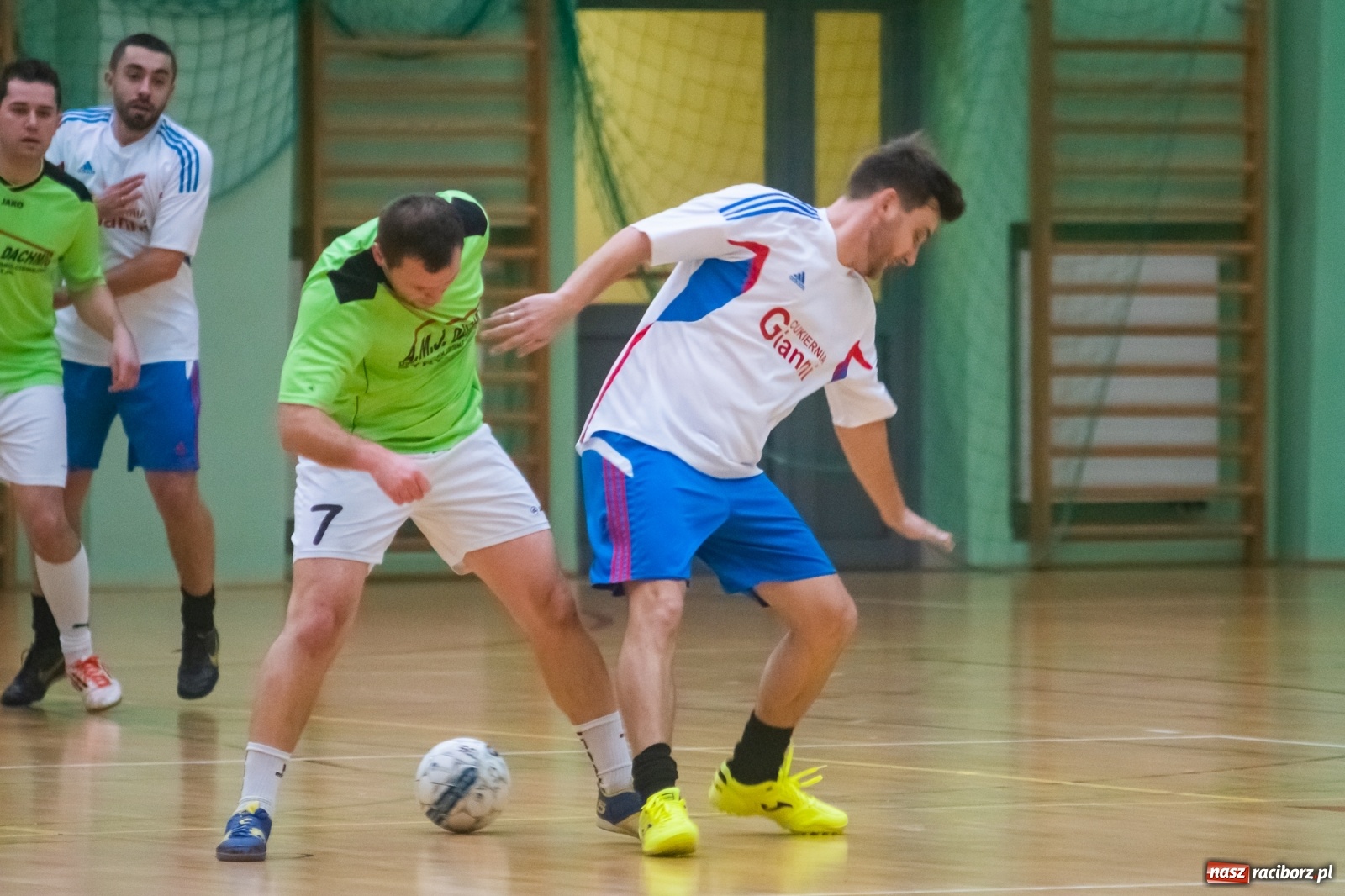 Zdjęcie w galerii na portalu naszraciborz.pl: Emocjonujący piątek w HLPN z Kolumbijczykami w składzie [FOTO i WIDEO] wiadomości z regionu