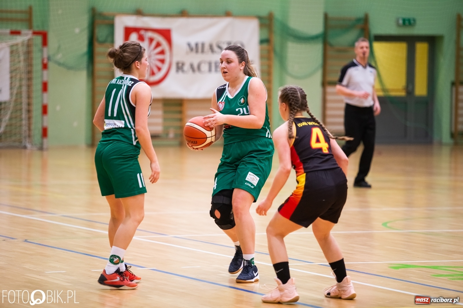 Zdjęcie w galerii na portalu naszraciborz.pl: Koszykówka. Porażka RKK na zakończenie rundy zasadniczej [FOTO] wiadomości z regionu