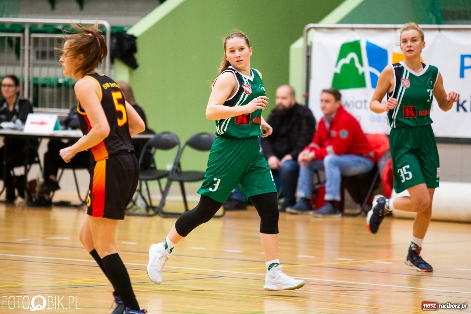 Zdjęcie w galerii na portalu naszraciborz.pl: Koszykówka. Porażka RKK na zakończenie rundy zasadniczej [FOTO] wiadomości z regionu