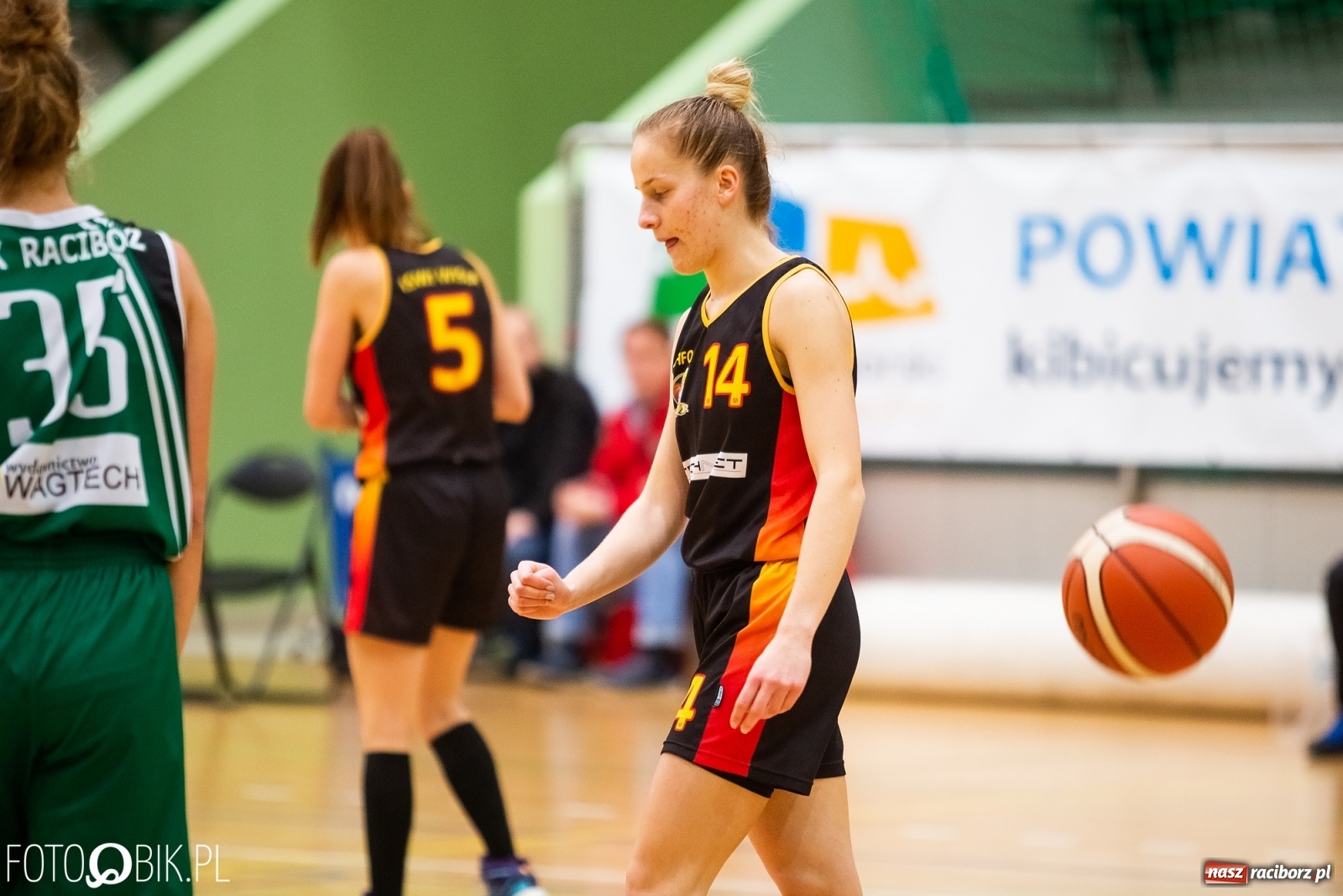 Zdjęcie w galerii na portalu naszraciborz.pl: Koszykówka. Porażka RKK na zakończenie rundy zasadniczej [FOTO] wiadomości z regionu