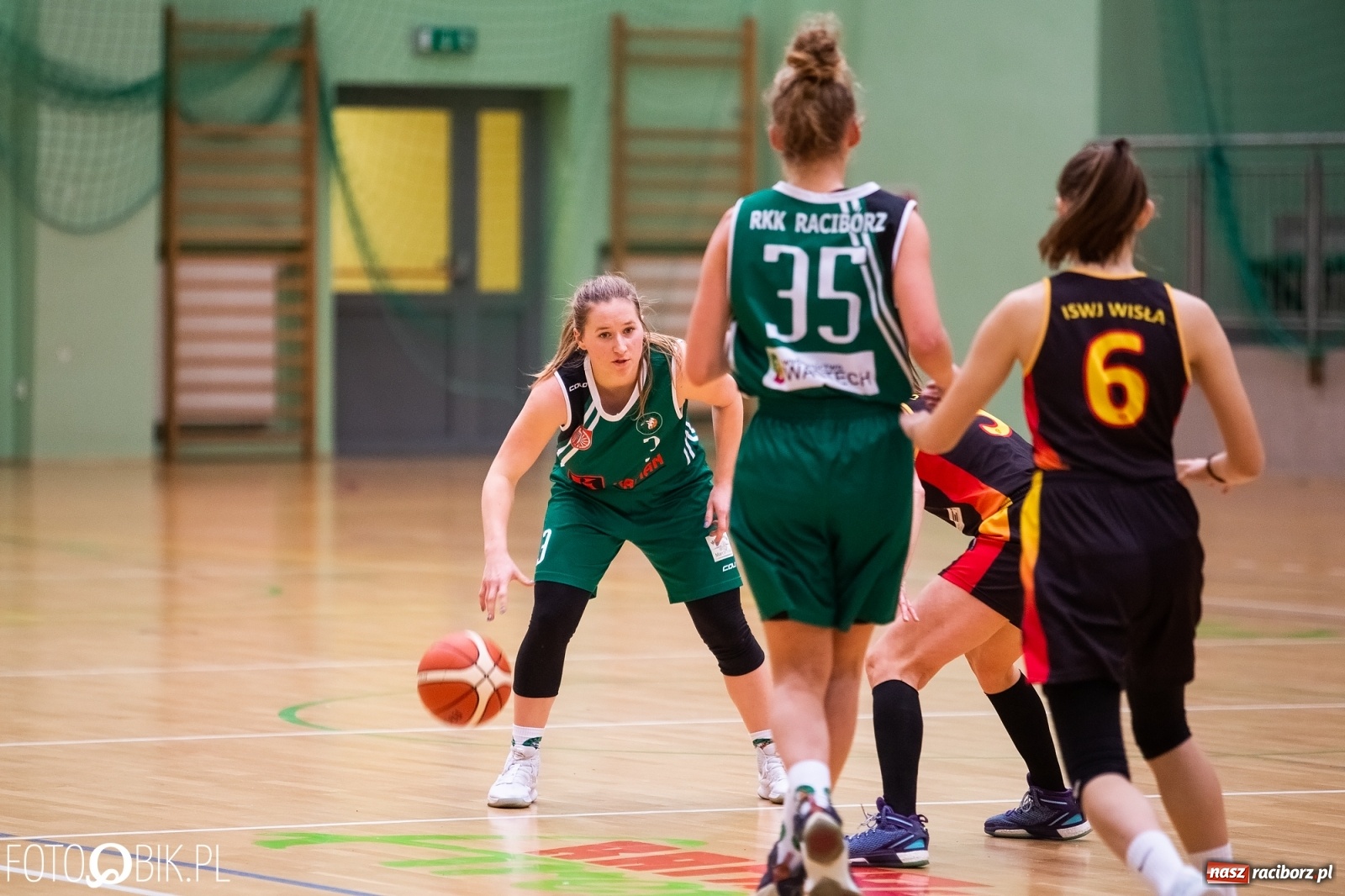 Zdjęcie w galerii na portalu naszraciborz.pl: Koszykówka. Porażka RKK na zakończenie rundy zasadniczej [FOTO] wiadomości z regionu