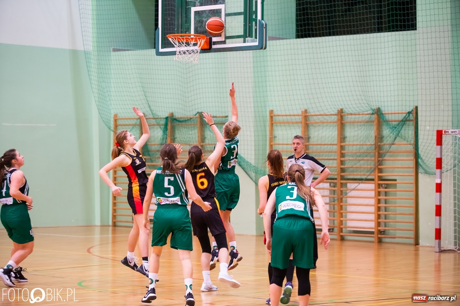 Zdjęcie w galerii na portalu naszraciborz.pl: Koszykówka. Porażka RKK na zakończenie rundy zasadniczej [FOTO] wiadomości z regionu