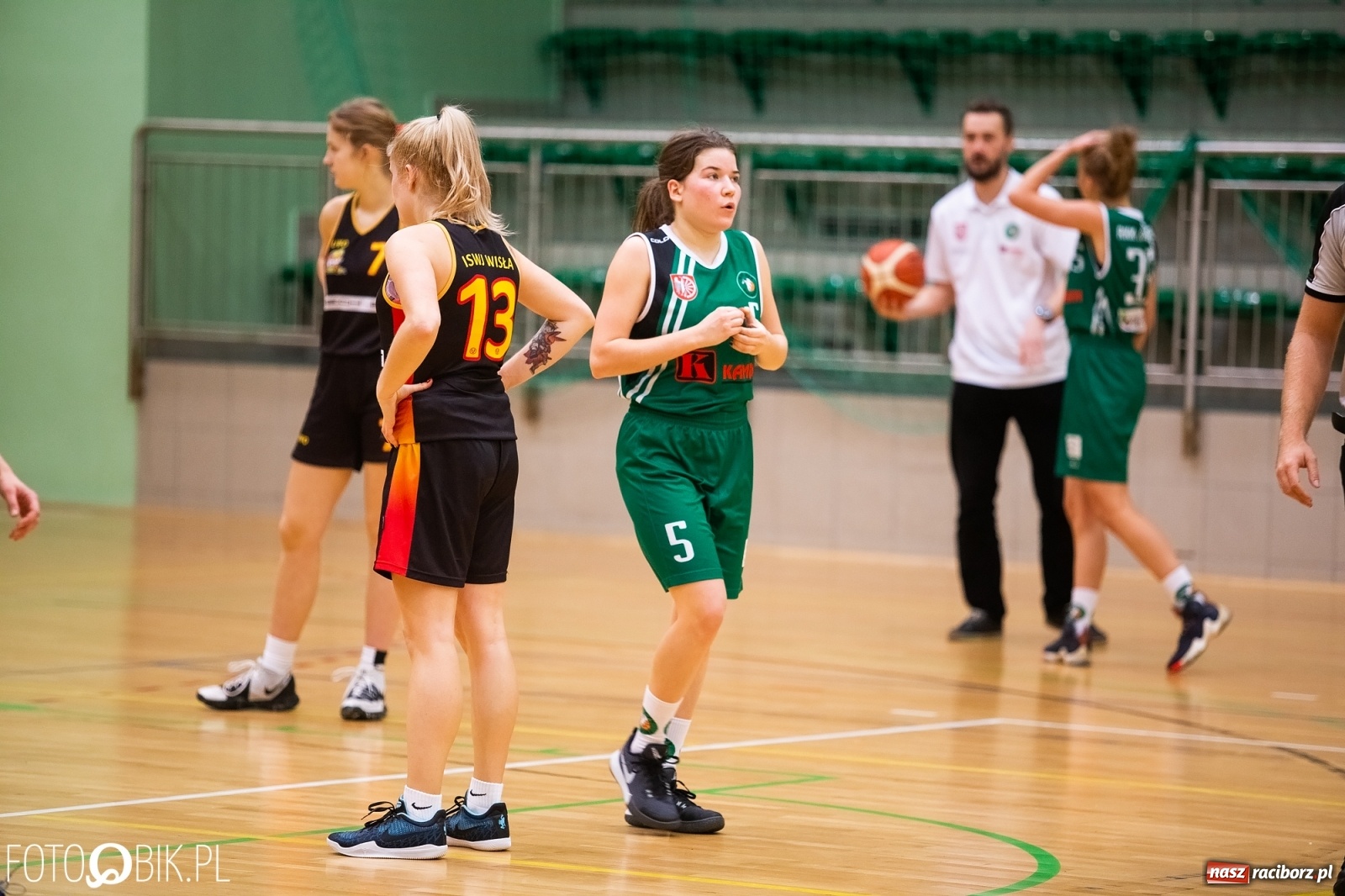 Zdjęcie w galerii na portalu naszraciborz.pl: Koszykówka. Porażka RKK na zakończenie rundy zasadniczej [FOTO] wiadomości z regionu
