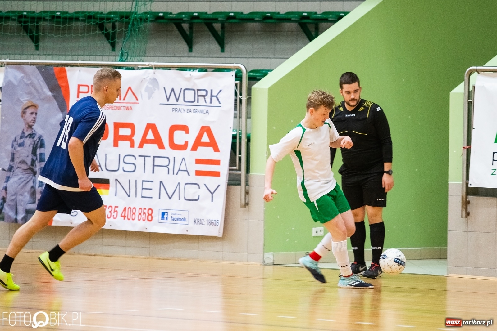 Zdjęcie w galerii na portalu naszraciborz.pl: HLPN. Obrońca tytułu utarł nosa Fryzjerom wiadomości z regionu