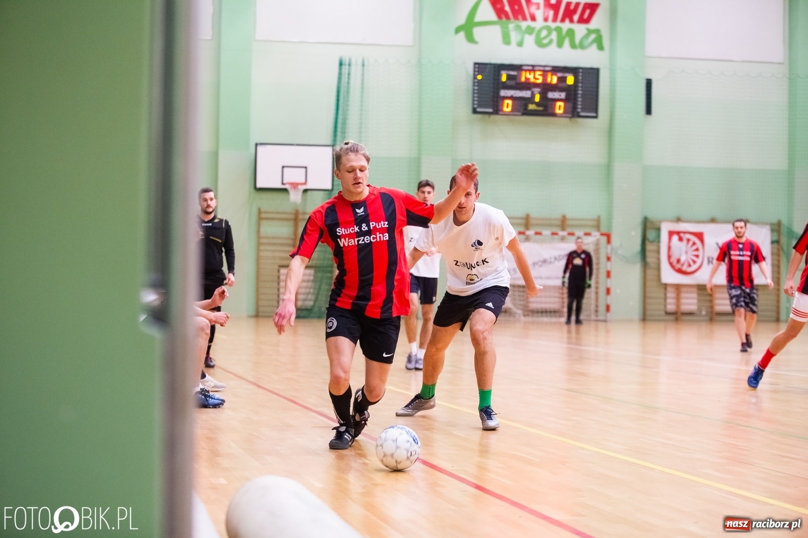 Zdjęcie w galerii na portalu naszraciborz.pl: HLPN. Obrońca tytułu utarł nosa Fryzjerom wiadomości z regionu